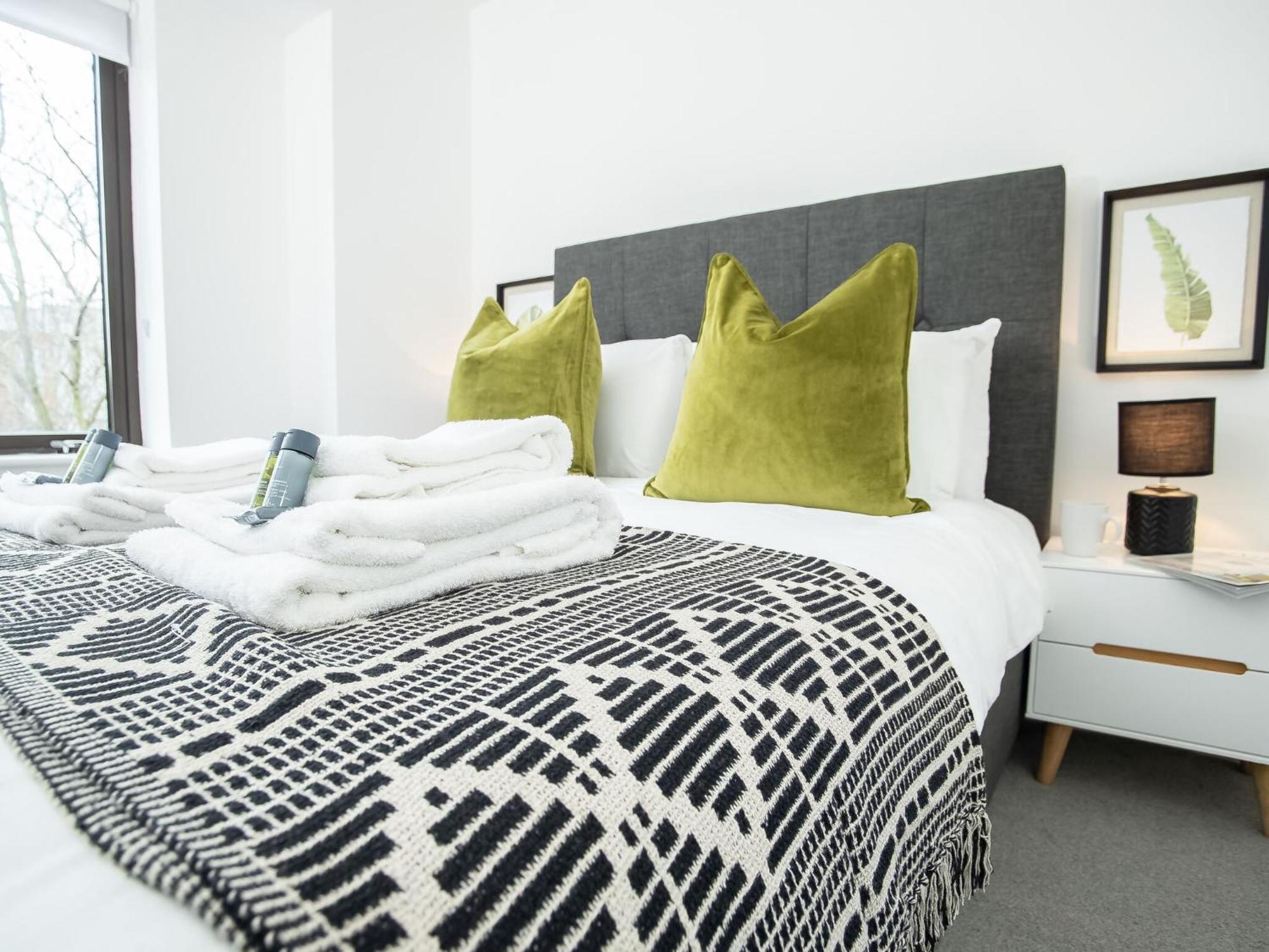 Pembroke House Apartments Exeter For Families Business Relocation Free Parking Екстер'єр фото