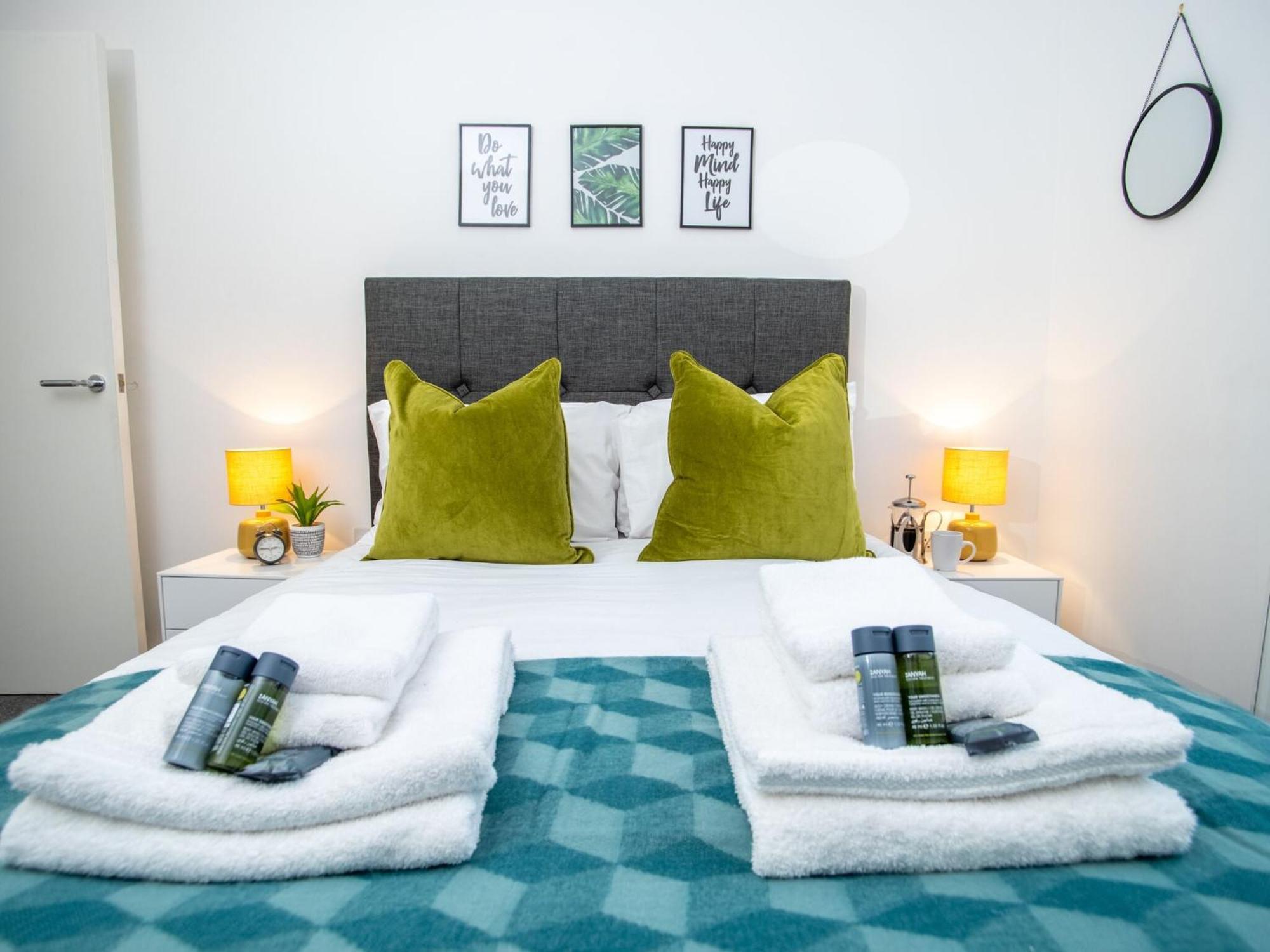 Pembroke House Apartments Exeter For Families Business Relocation Free Parking Екстер'єр фото